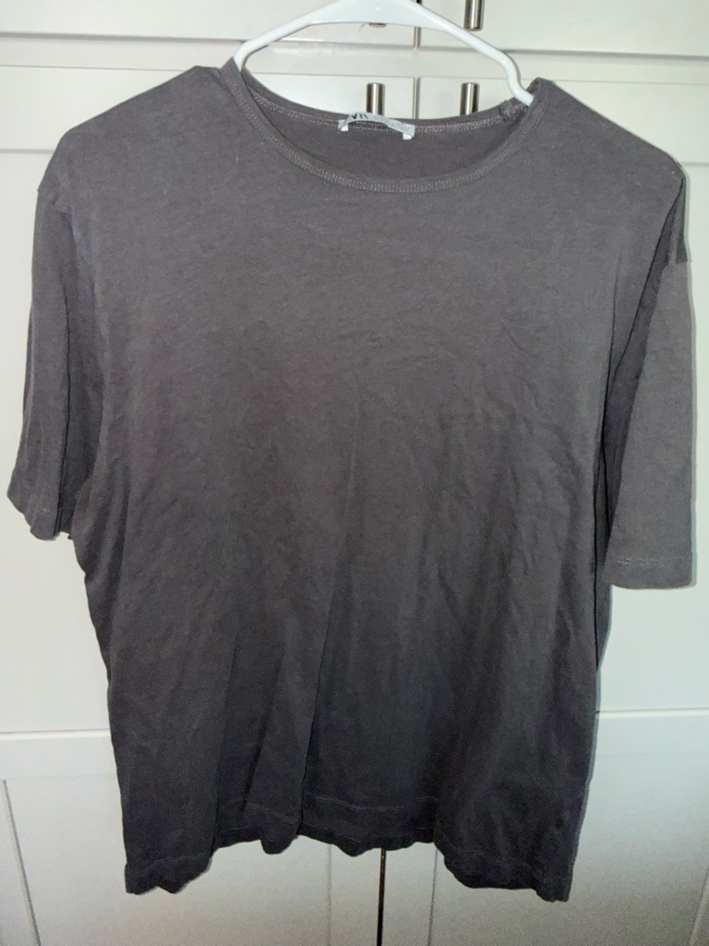 ZARA Gray Basic Tee Size L Short Sleeve Minimalist Everyday Top